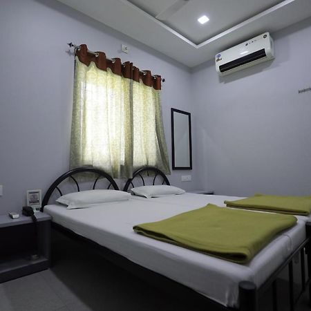 Royal Guest House Bhuj Exterior foto